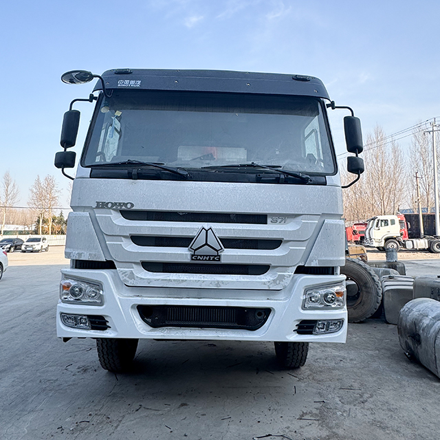 Caminhão basculante Sinotruk HOWO mais vendido 8 por 4 caminhão reformado