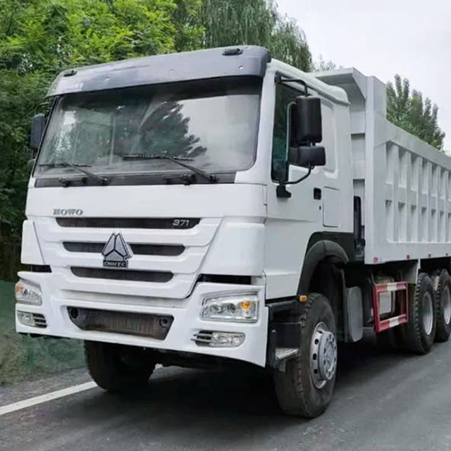 Caminhão basculante Sinotruk HOWO mais vendido 8 por 4 caminhão reformado