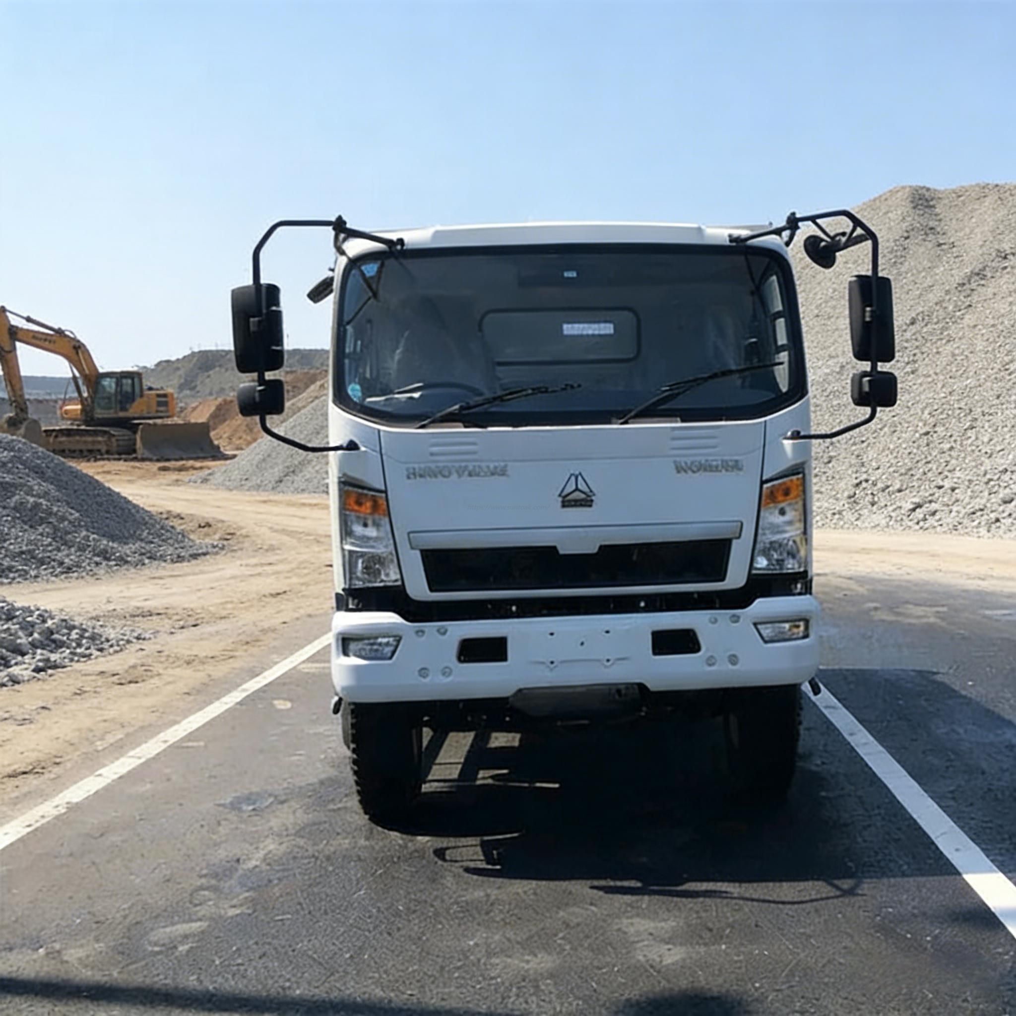 中国重汽豪曼 H3 系列单桥 10 吨级轻型自卸车2