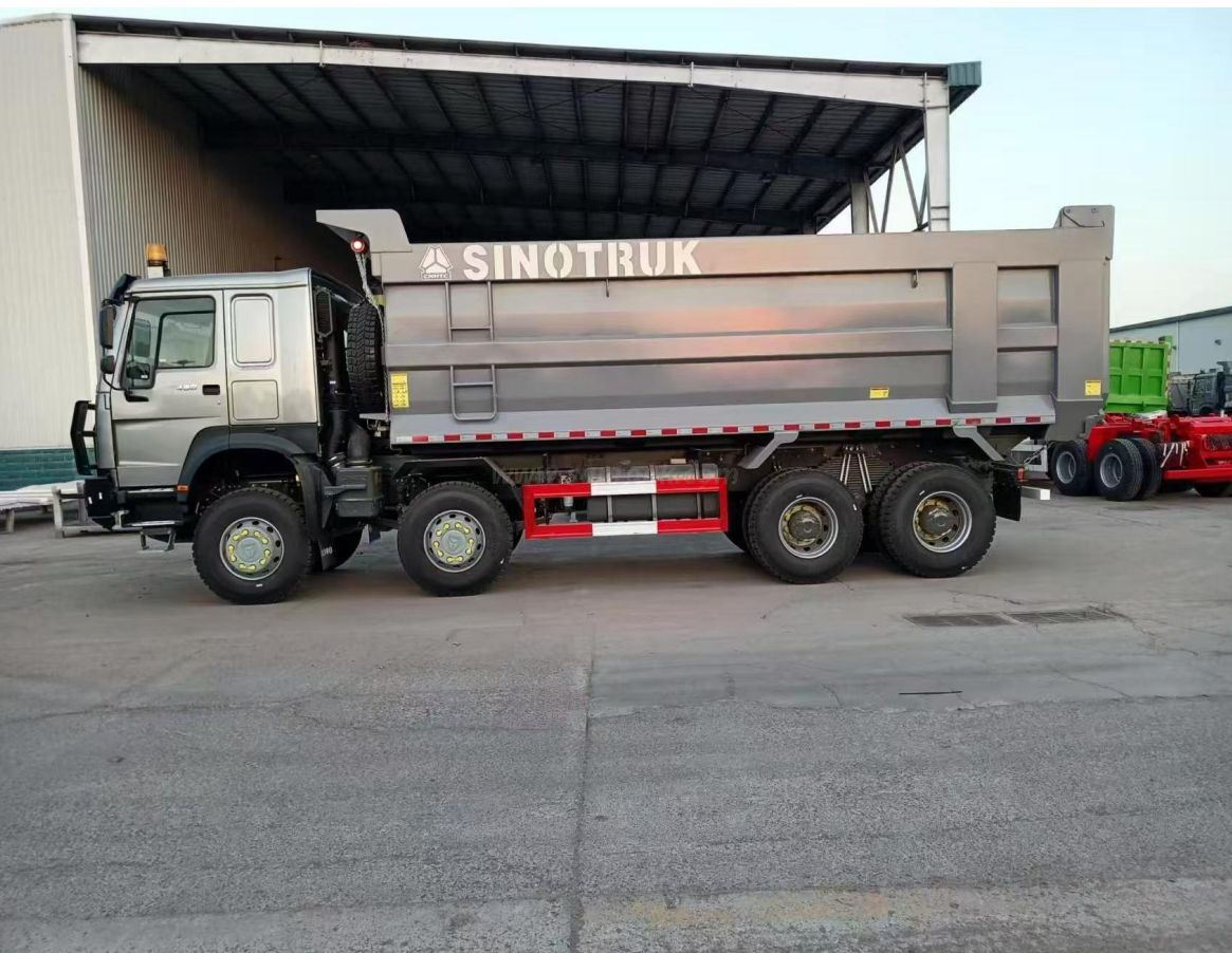 12 rodas de alta potência HOWO 371HP que derrubam o caminhão com amortecedor 